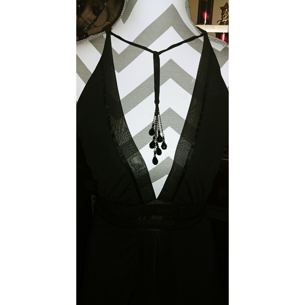 Beautiful!! BEBE black dress size small,